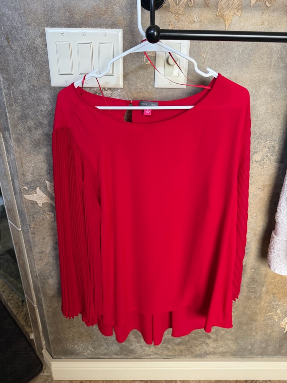 Vince Camuto Red Pleated Sleeve Blouse